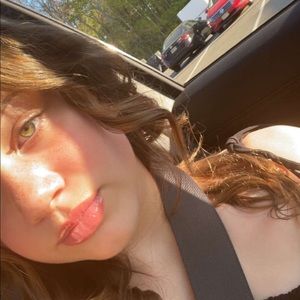 Meet your Posher, Jenna